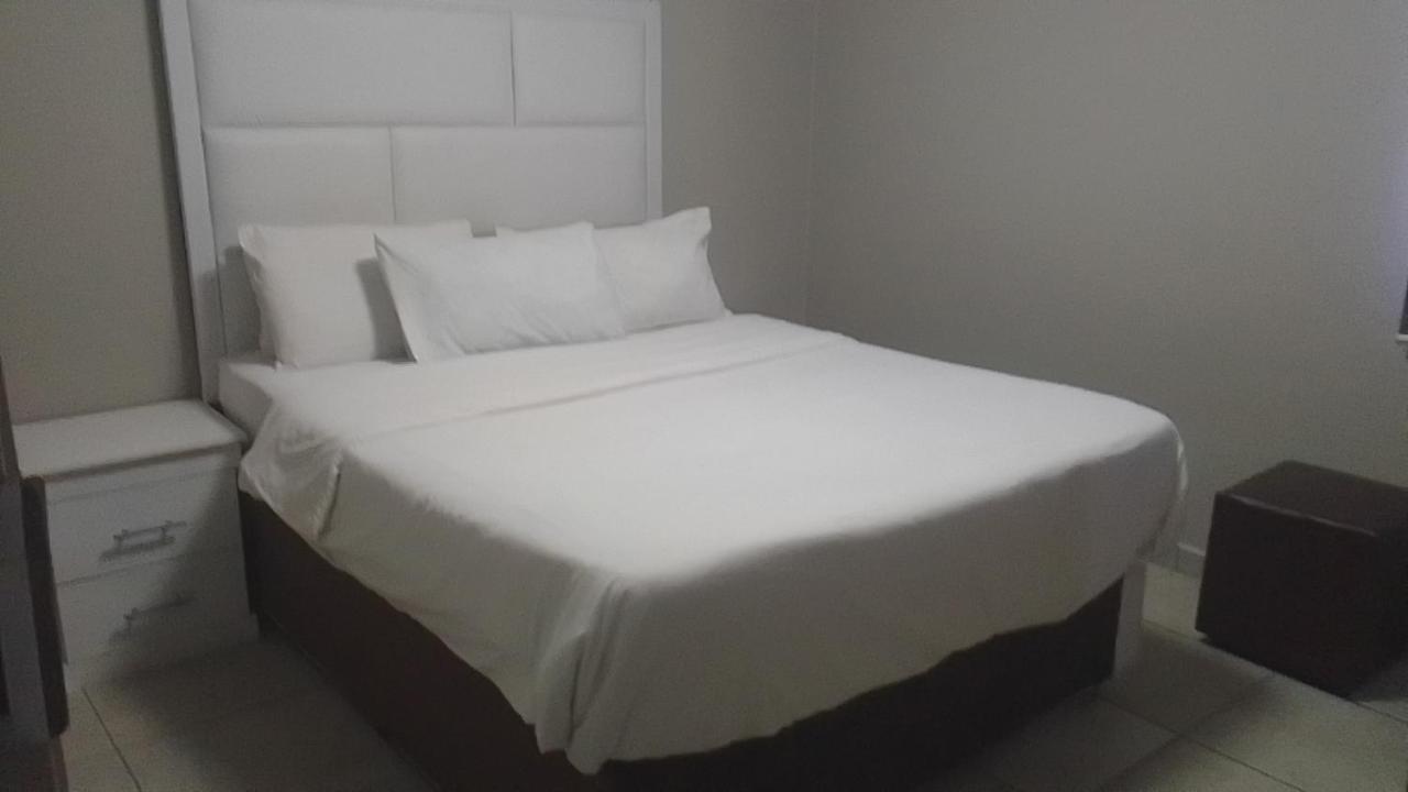 The Apartment On Katherine Street In Central Sandton 约翰内斯堡 外观 照片